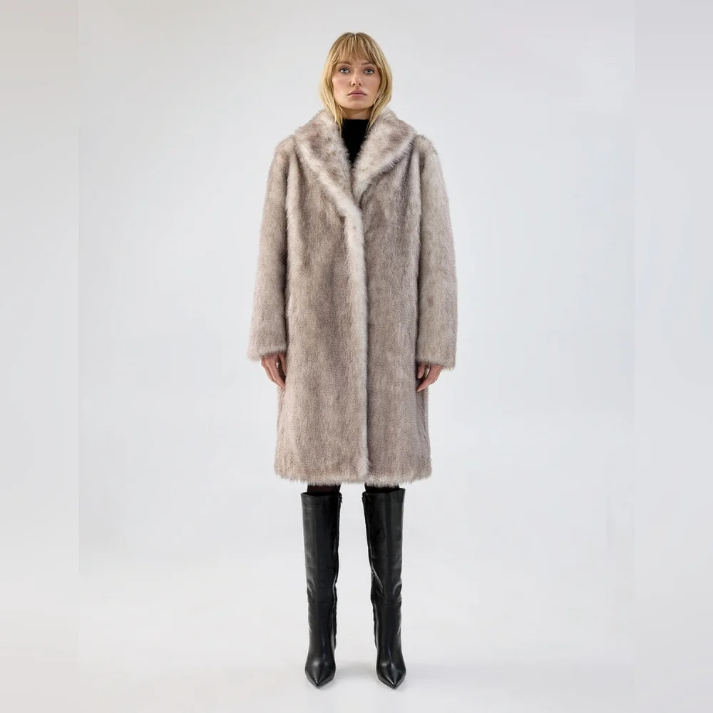✅ Unreal Fur Elixir Coat, Gray-Natural (S)